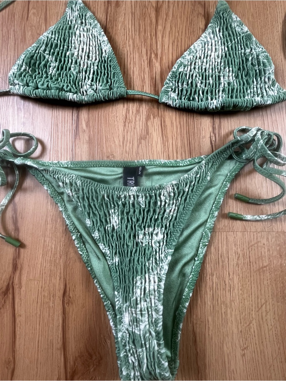 TRIANGL Saria Sacramento Green Floral Ruched Bikini Set L/M